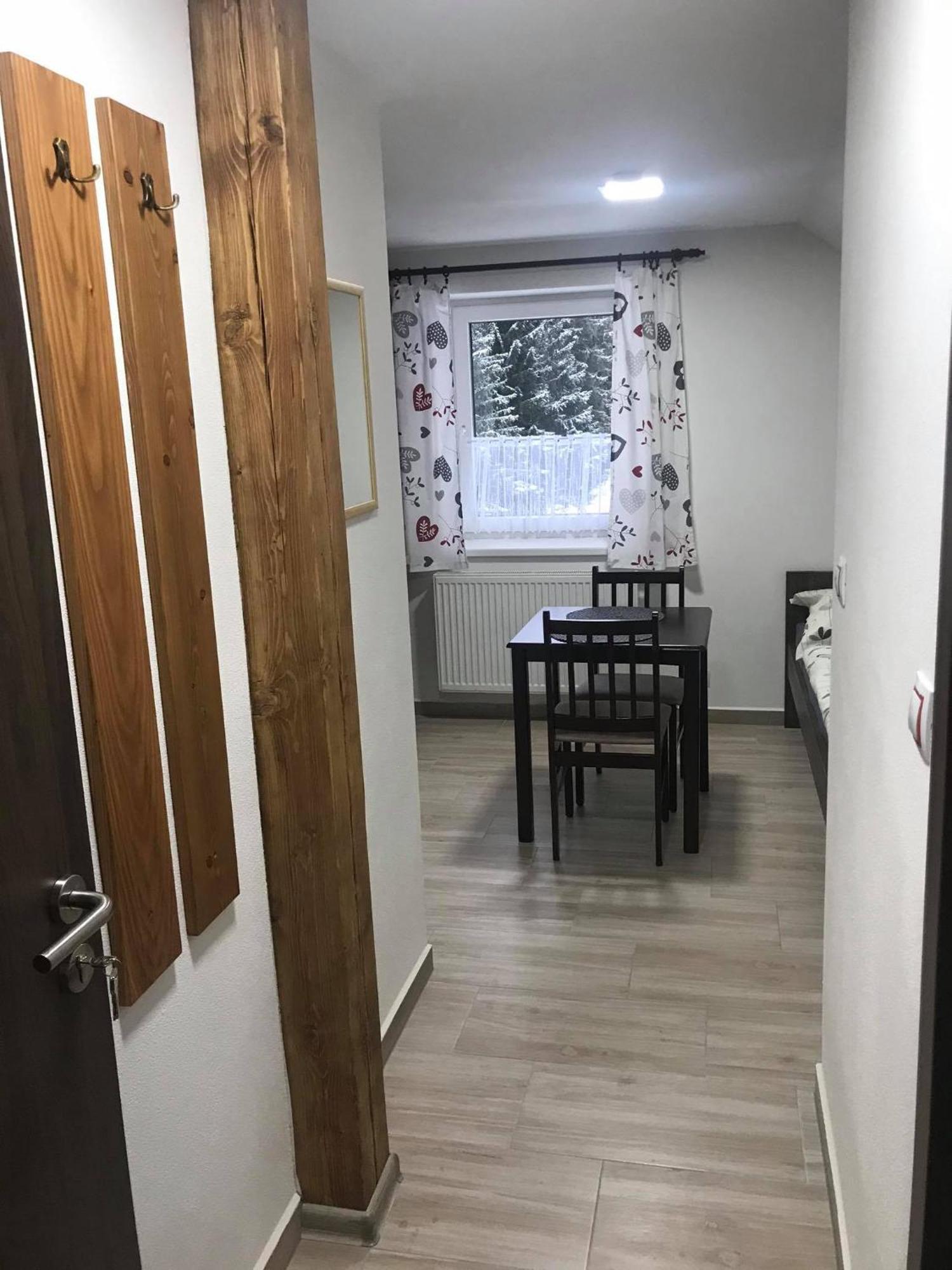 Apartmany V Chalupe Nad Modravou โมดราวา ภายนอก รูปภาพ